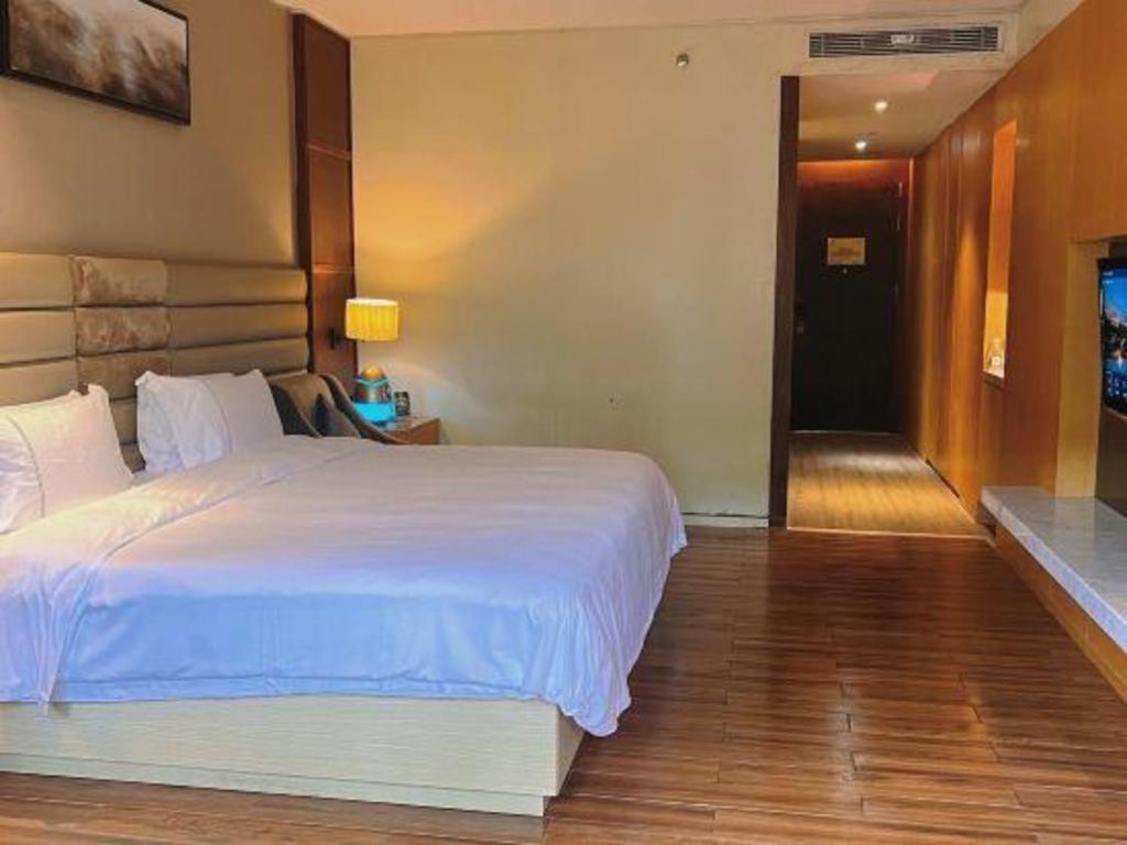 Eadry Royal Garden Hotel Haikou Haikou (Hainan) Exterior foto