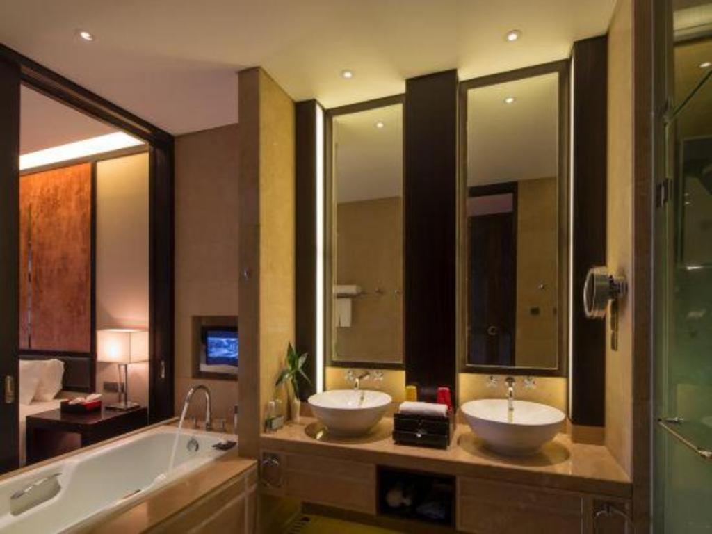 Eadry Royal Garden Hotel Haikou Haikou (Hainan) Exterior foto
