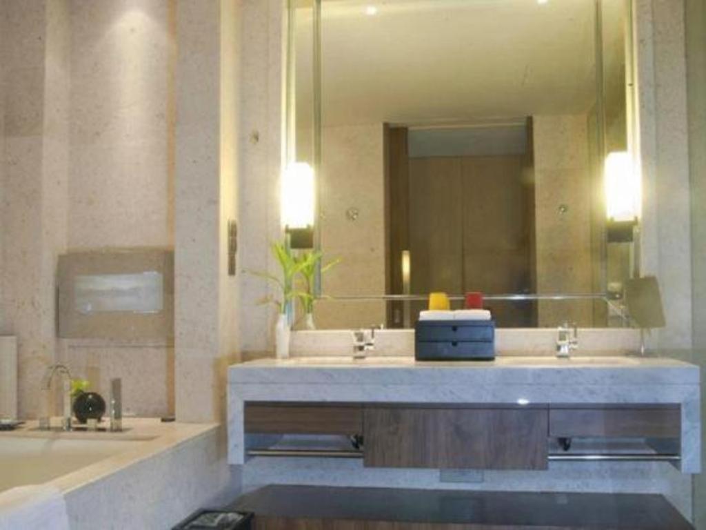 Eadry Royal Garden Hotel Haikou Haikou (Hainan) Exterior foto